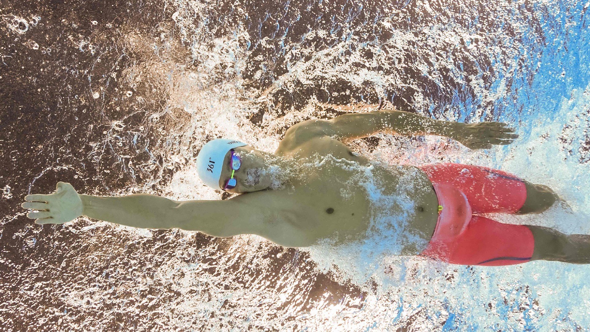 _杰伦·布朗制胜一击，助绿军过关_，杰伦布朗有潜力吗